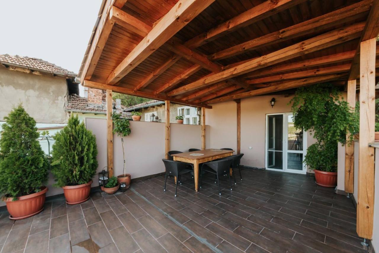 Casa Dea Aparthotel Veliko Tŭrnovo Eksteriør bilde